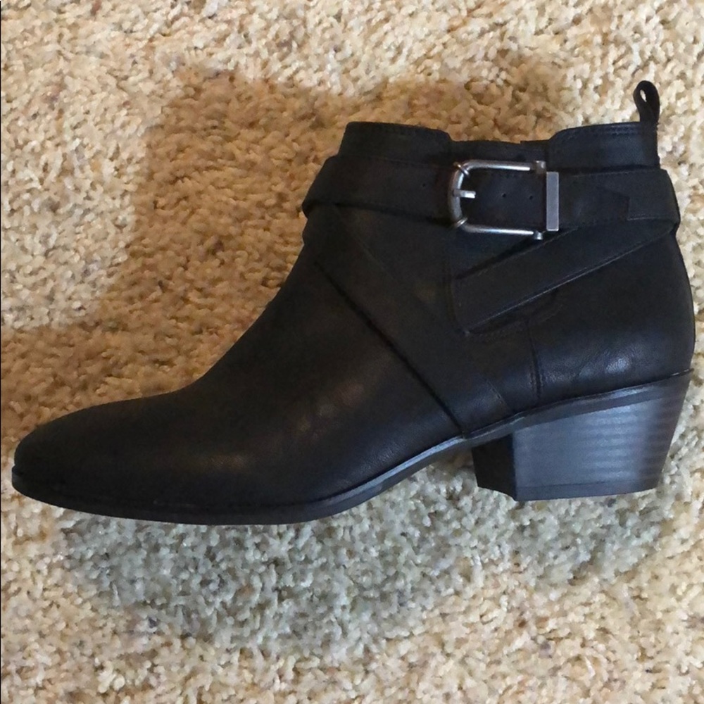 Aldo black booties